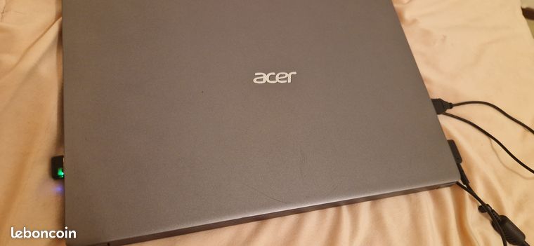 Pc Acer Full HD 1080 ultra