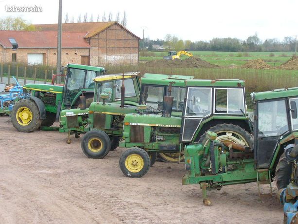 A vendre pieces detachees pour tracteur joh deere