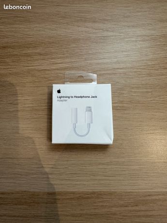 Adaptateur Lightning vers prise d'écouteurs 35mm Apple