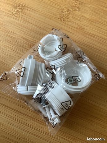 Adaptateur pour tête de radiateur thermostatique