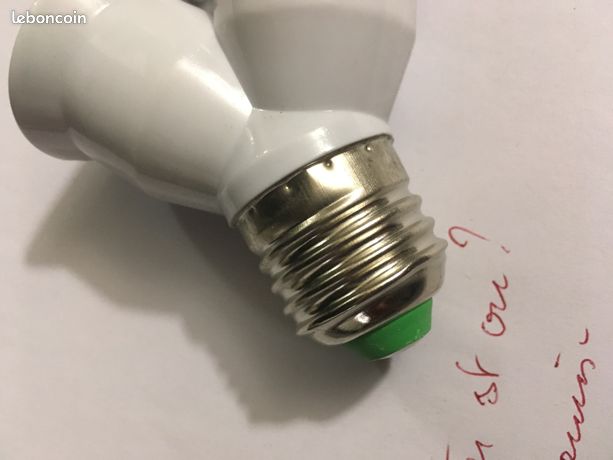 Adaptateur électrique de E27 vers 2 E27