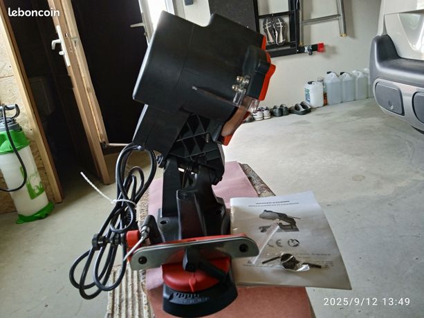 Affuteuse semi-professionnelle