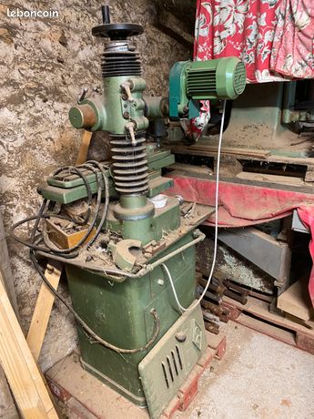 Affuteuse universelle CG