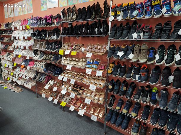 Agencement magasin de chaussures