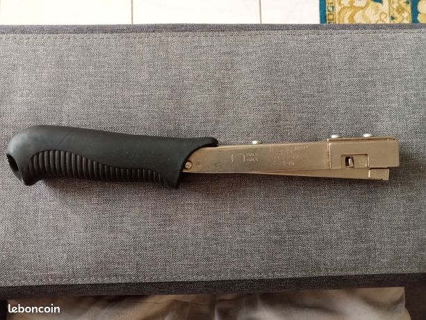 Agrafeuse marteau Rapid fineline R19