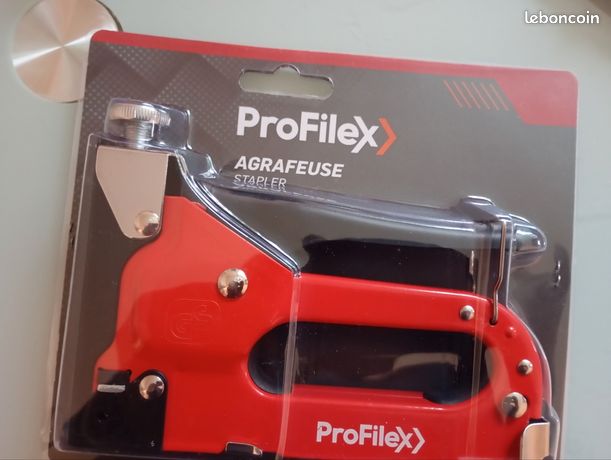 Agrafeuse neuve