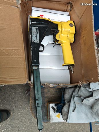 Agrafeuse pneumatique avec agrafe