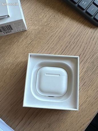 Air pod 4