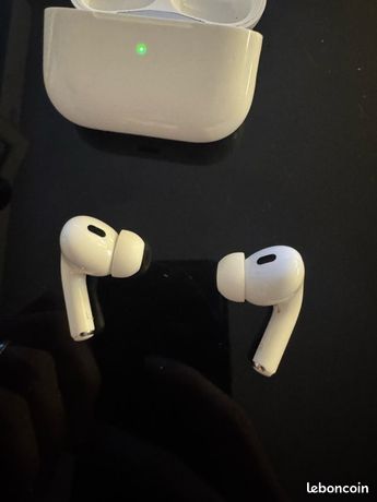 AirPods Pro 2 Lightning