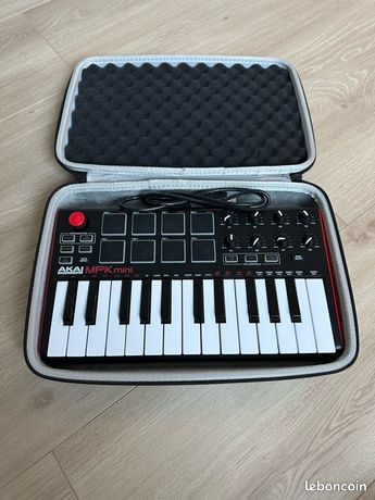 Akai MPK Mini