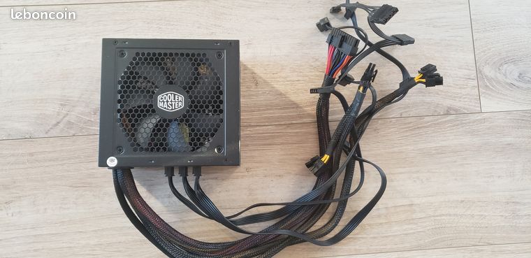 Alimentation PC 450 watts Cooler Master