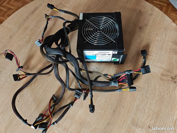 Alimentation PC desktop Seasonic SS-500HT Active PFC F3 24Pin 500W