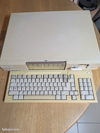 Amiga 1000 fonctionnel avec lecteur goex + carte sd 32go