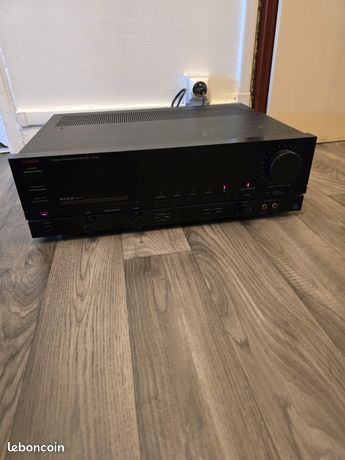 Ampli Luxman LV-122