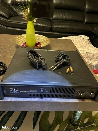 Ampli QSC RMX 850 professional power amplifier