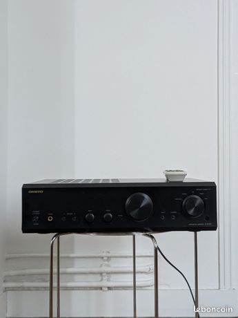Amplificateur Onkyo A9155 noir