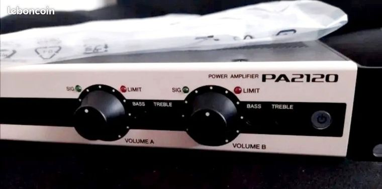 Amplificateur Yamaha PA 2120