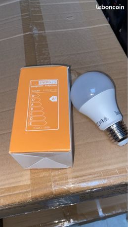 Ampoule 9W 60watts A+