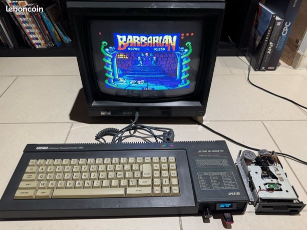 Amstrad cpc 6128 + ecran CTM644 + Gotek interne