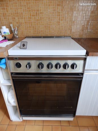 Ancienne gazinière 4 feux + four gaz de ville De Dietrich
