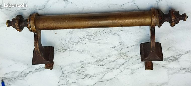 Ancienne poignée de porte bâton de maréchal