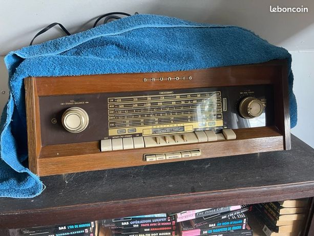 Ancienne radio grundig