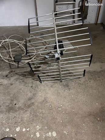 Antenne râteau TNT