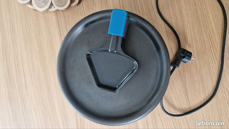 Appareil à raclette/crêpes/grill 6 personnes Severin