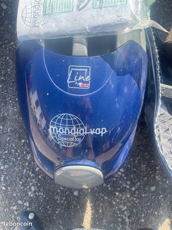 Appareil à vapeur injecteur / extracteur POLTI