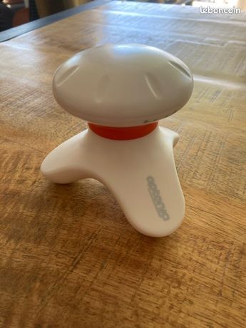 Appareil / main de massage électronique vibrante