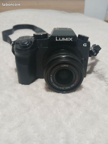 Appareil photo Lumix G7 + objectif 14-42 + accessoires