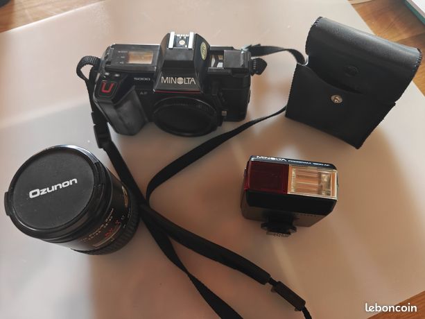 Appareil photo Minolta AF 5000 + Objectif Ozunon Auto Focus Zoom 1 3.5-4.5 28-80 + Minolta Program 1800 AF
