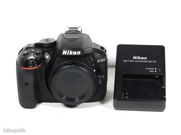 Appareil Photo Nikon D5300 Boitier Nu En Très Bon Etat ou avec Objectif Nikon AF-S 18-105 3.5/5.6 G VR