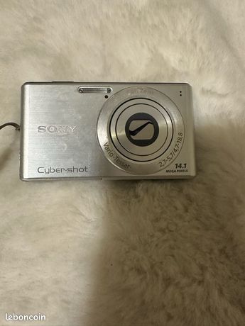 Appareil photo numérique Sony cyber shot DSC-W530 14.1 MP Hors Service B03