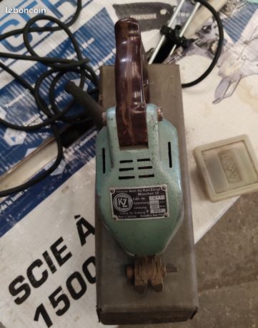 Appareil retailler les pneus