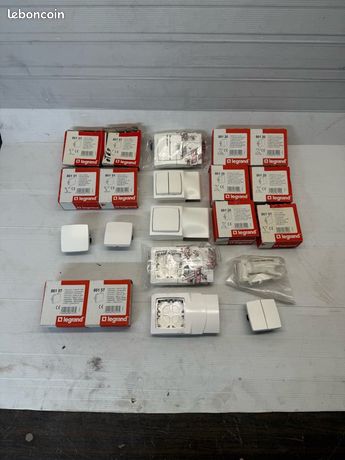 Appareillages Legrand Otéo en saillie