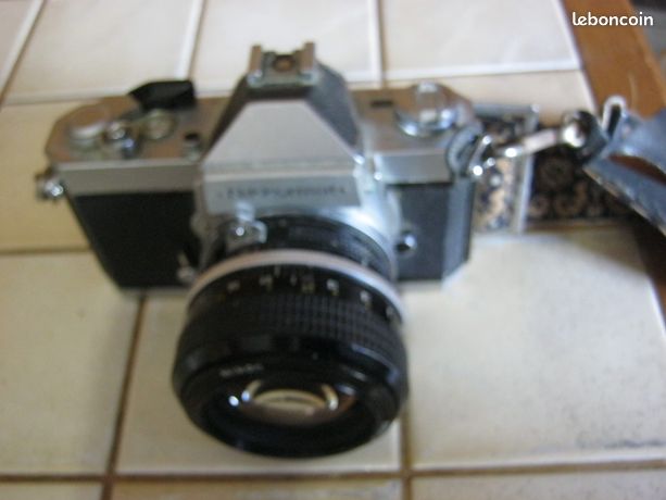 Appareille photo argentique nikkormat nikon le