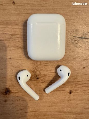 Apple AirPods 2