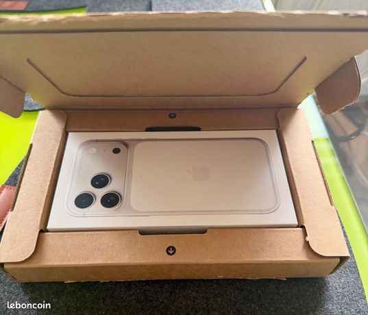 Apple iPhone 17 Pro Max Blanc 256 Go