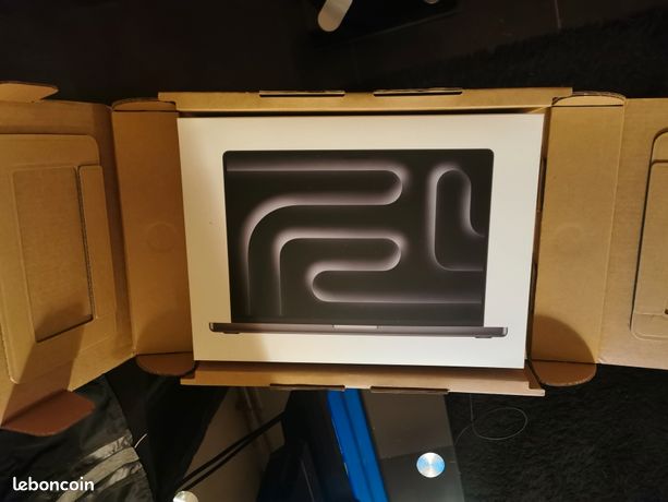 APPLE Macbook Pro 16 M4 MAX 2024 36 go 1To neuf sous blister jamais servi avec facture et garanti 2 ans