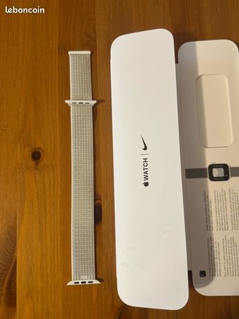 Apple Sport Loop Nylon blanc Nike