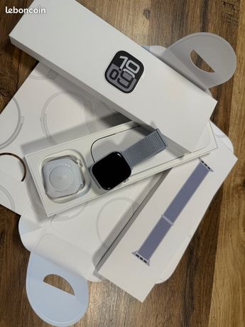 Apple Watch 10 - 42mm Argent aluminium
