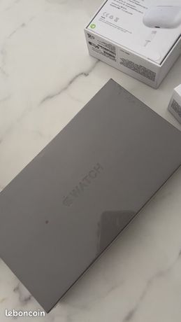 Apple Watch ultra 2/ air pod pro 2 neuve