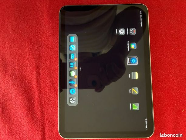Apple iPad mini A17Pro 512 GB + Protection écran & Coque clavier