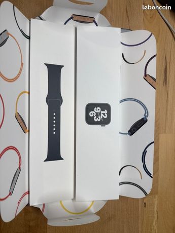 Apple Watch SE 40mm noir