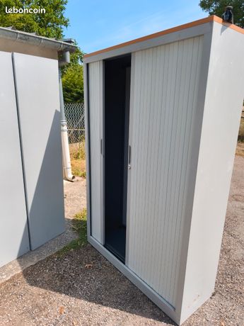 Armoire métallique de rangement