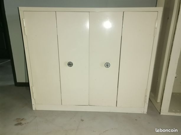 Armoire métallique industrielle rangement atelier