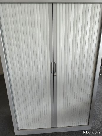 Armoire métallique porte coulissante