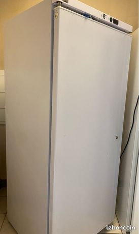 Armoire réfrigérée positive 600L