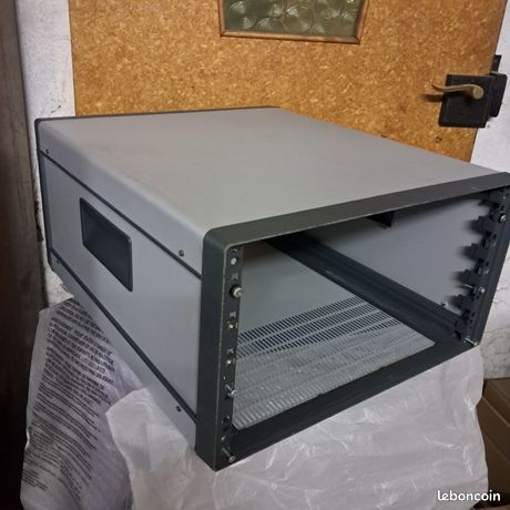 Armoire pour rack 19 pouces